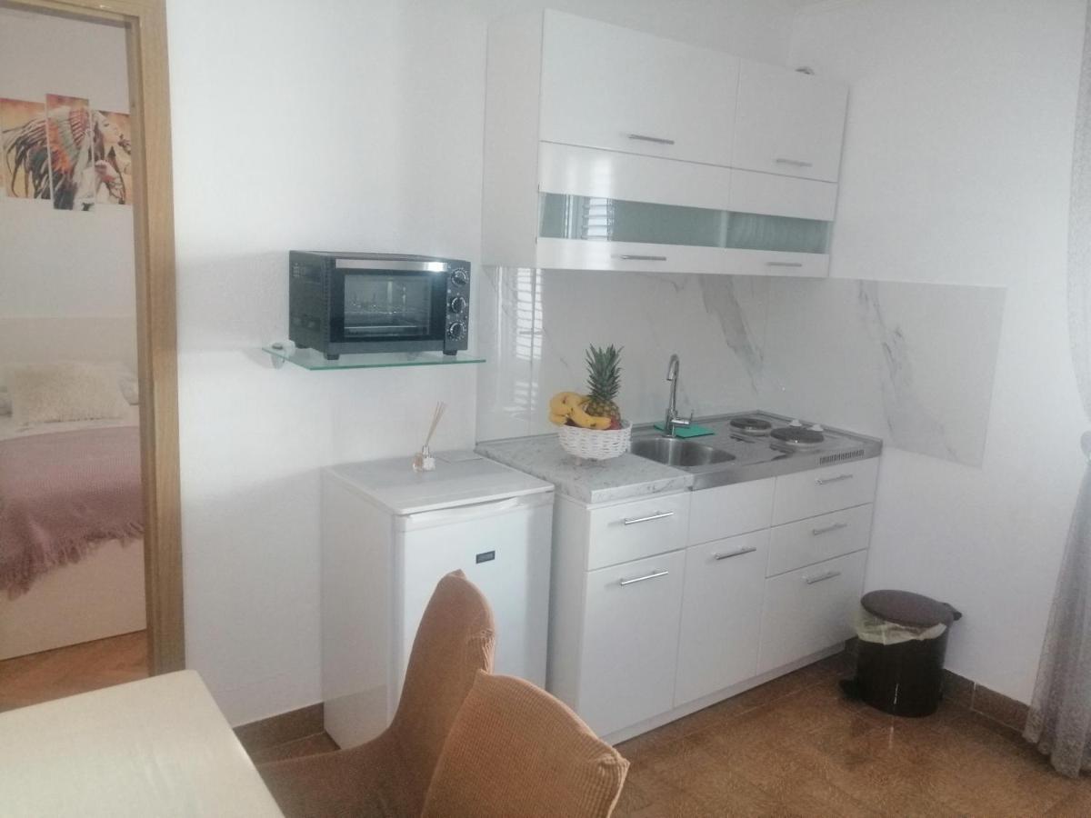 Apartman Ivo Appartement Baška Voda Buitenkant foto