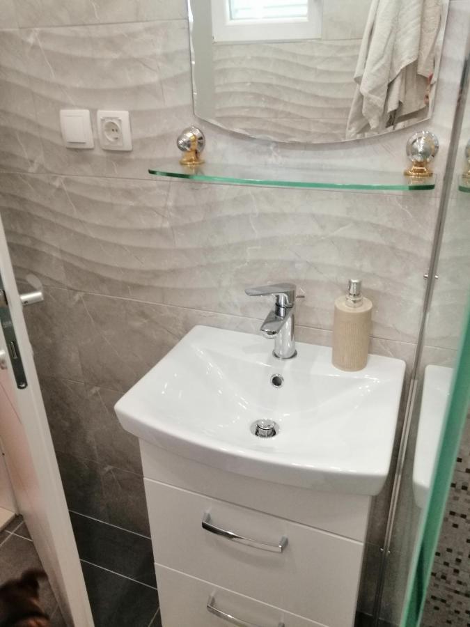 Apartman Ivo Appartement Baška Voda Buitenkant foto